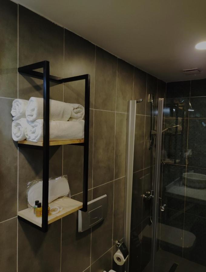 Jakaranda Hotel Istanbul Exterior photo