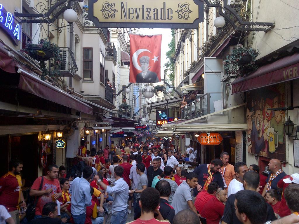 Jakaranda Hotel Istanbul Exterior photo