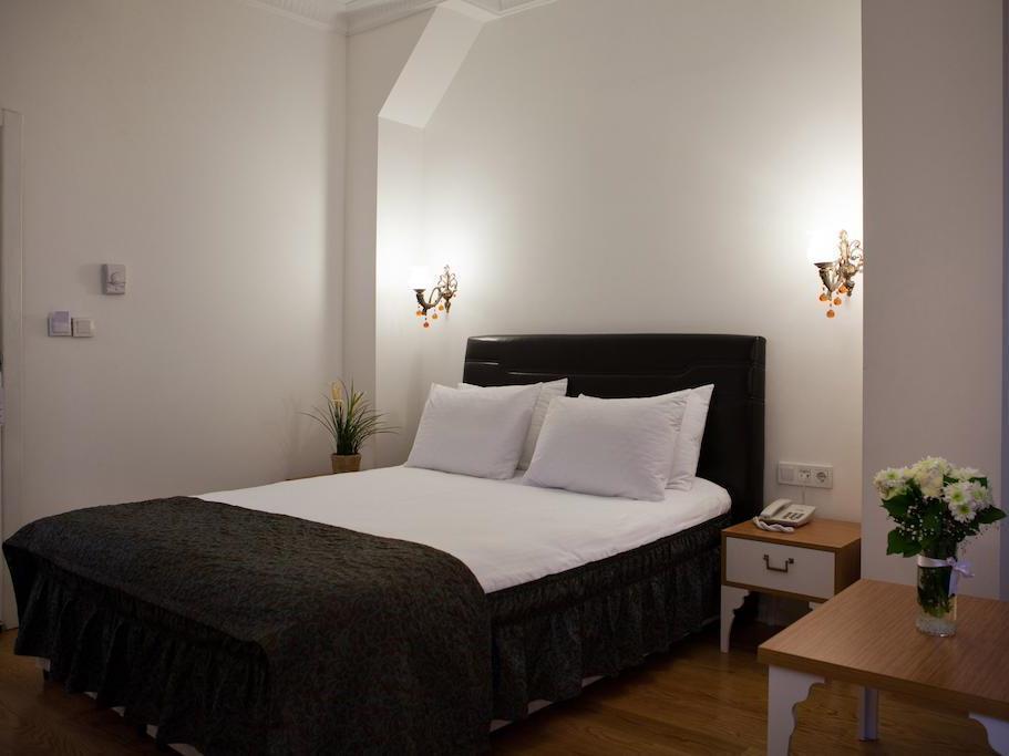 Jakaranda Hotel Istanbul Exterior photo